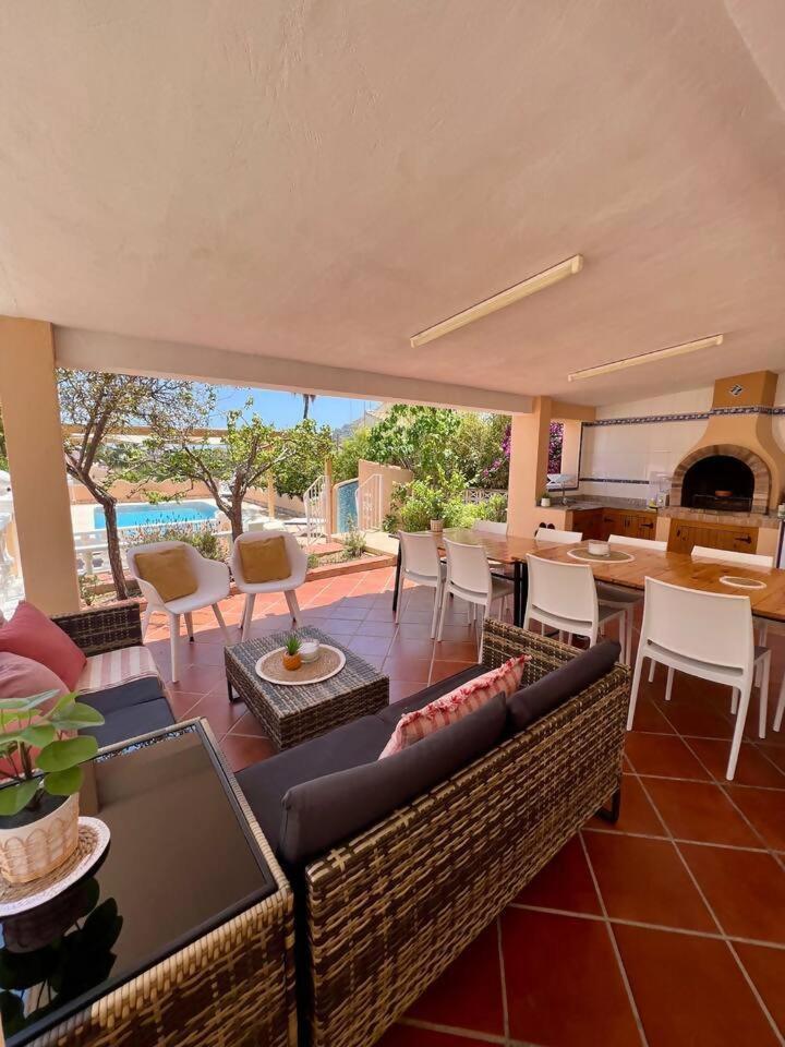 Relaxdiversion En Villa Piscina Bbq Y Cocina Ext Calpe Exterior foto